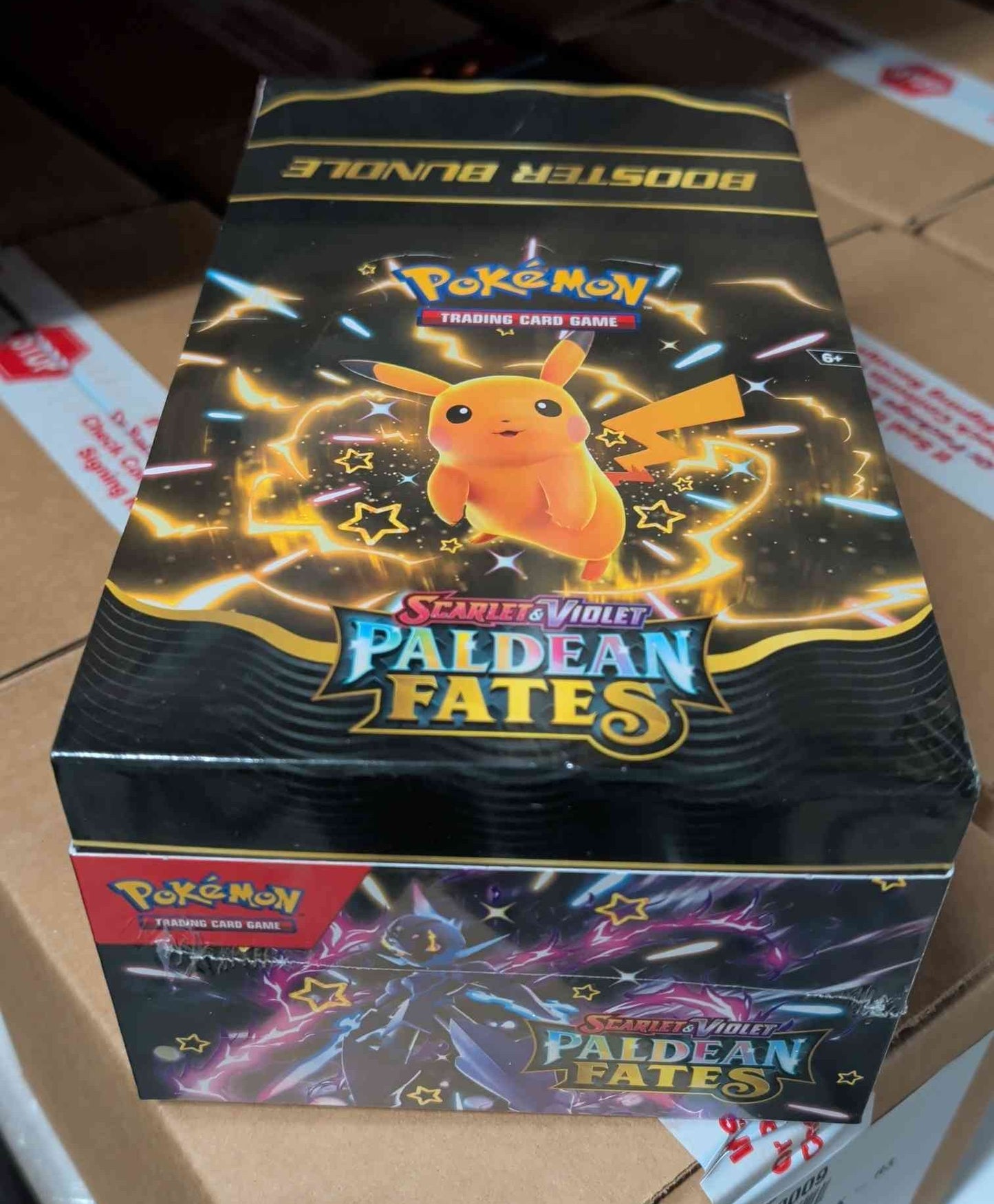 Pokemon - SV4.5 Paldean Fates Booster Bundle Display